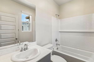 SoCal - Pacifica - 4873 Merida Way Oceanside CA 92057 - 027