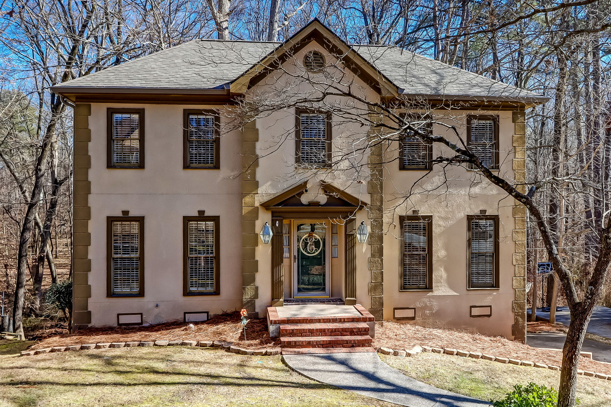 Welcome to 4875 Glenwhite Dr