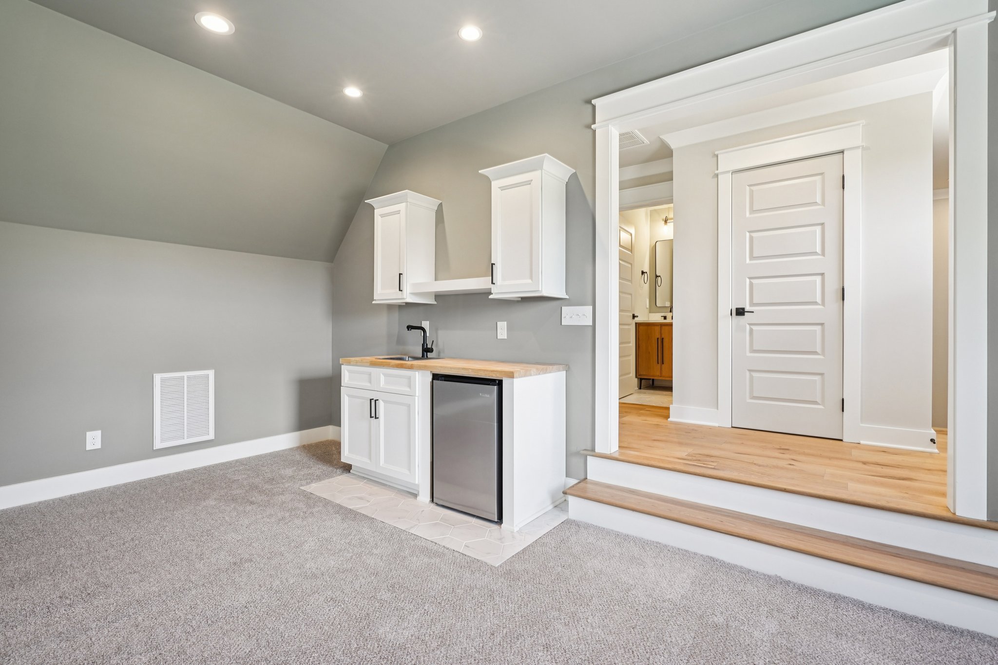 Crescent Ln-S3009-041.jpg