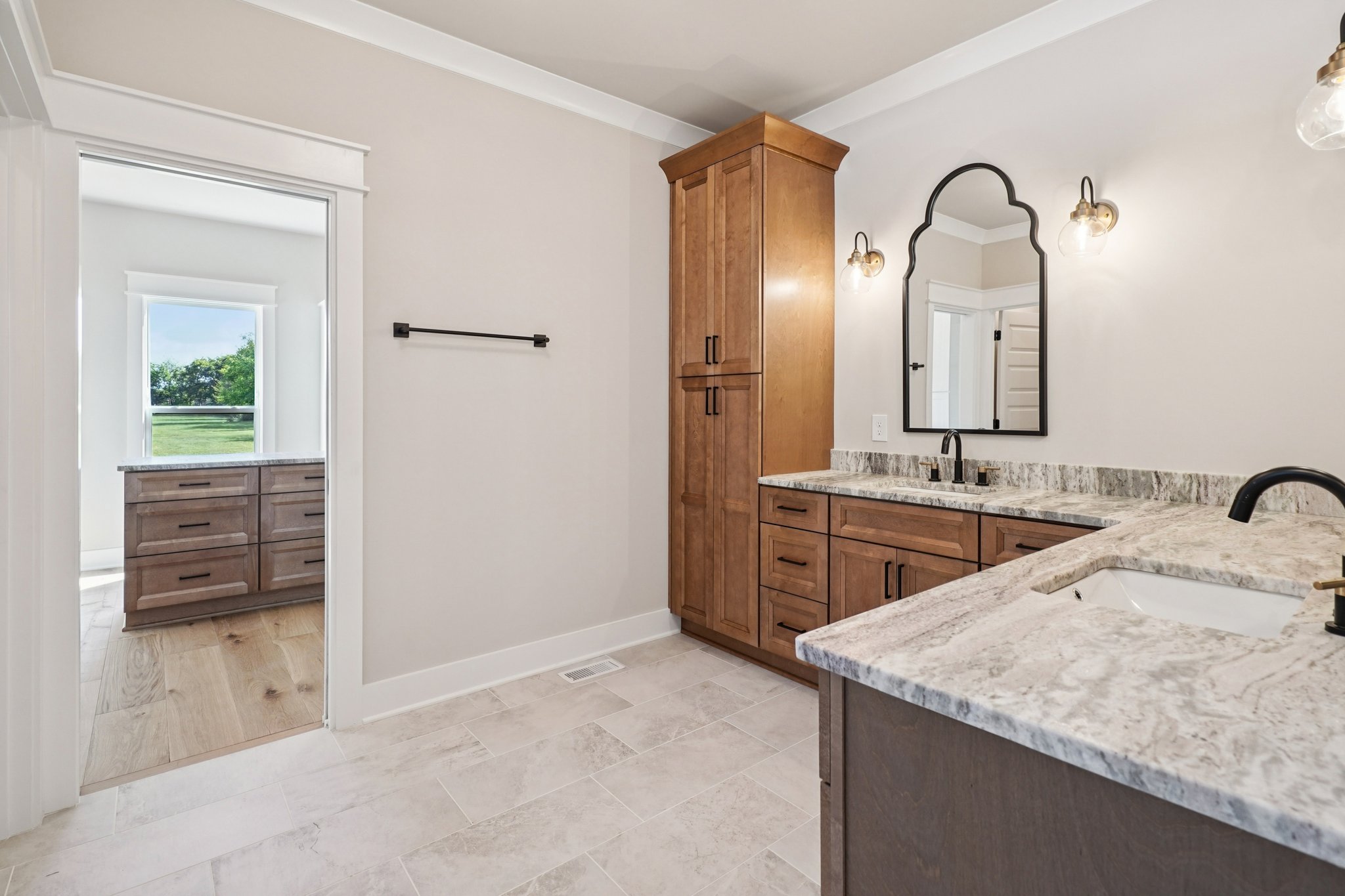 Crescent Ln-S3009-049.jpg