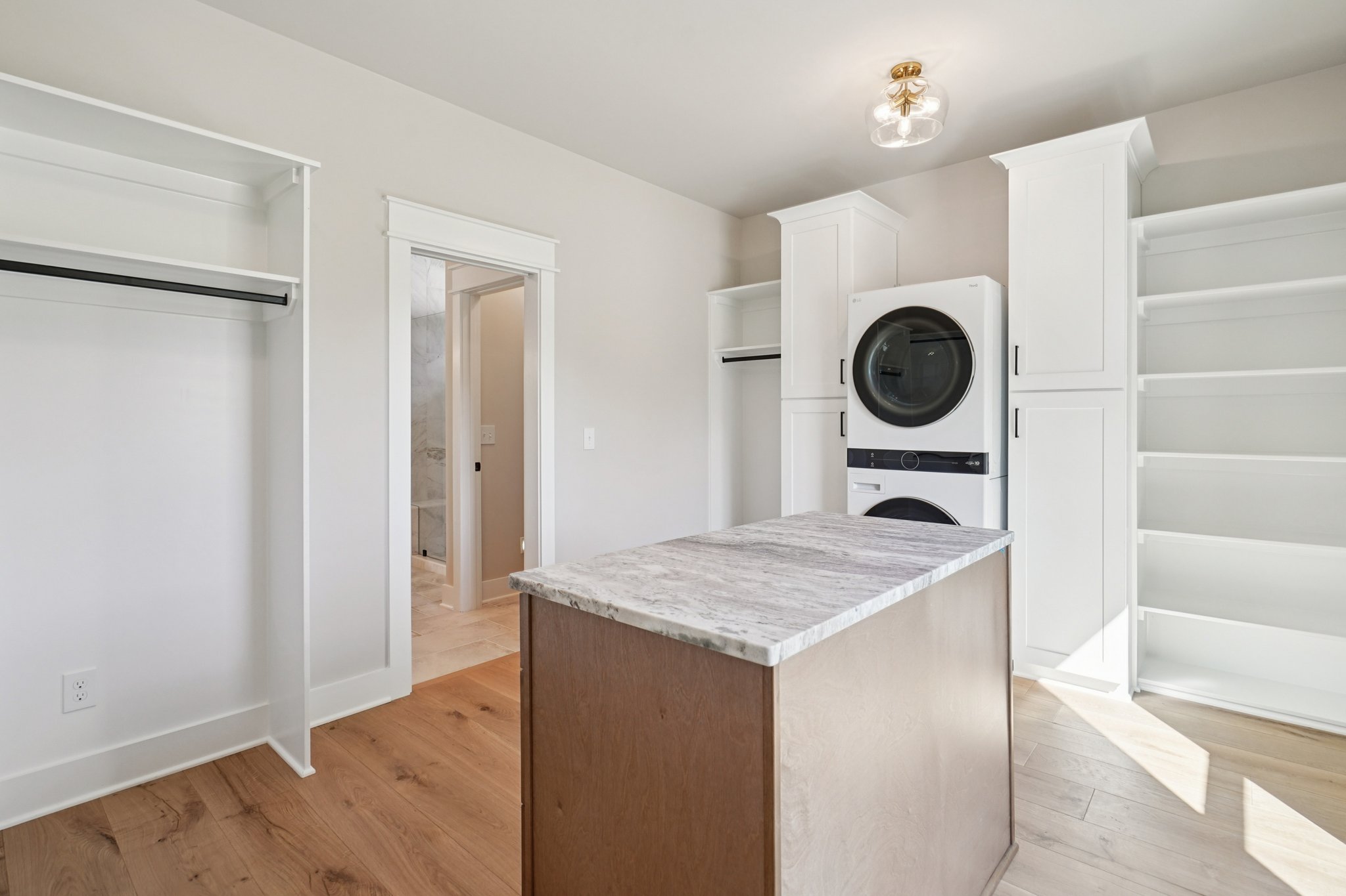 Crescent Ln-S3009-053.jpg