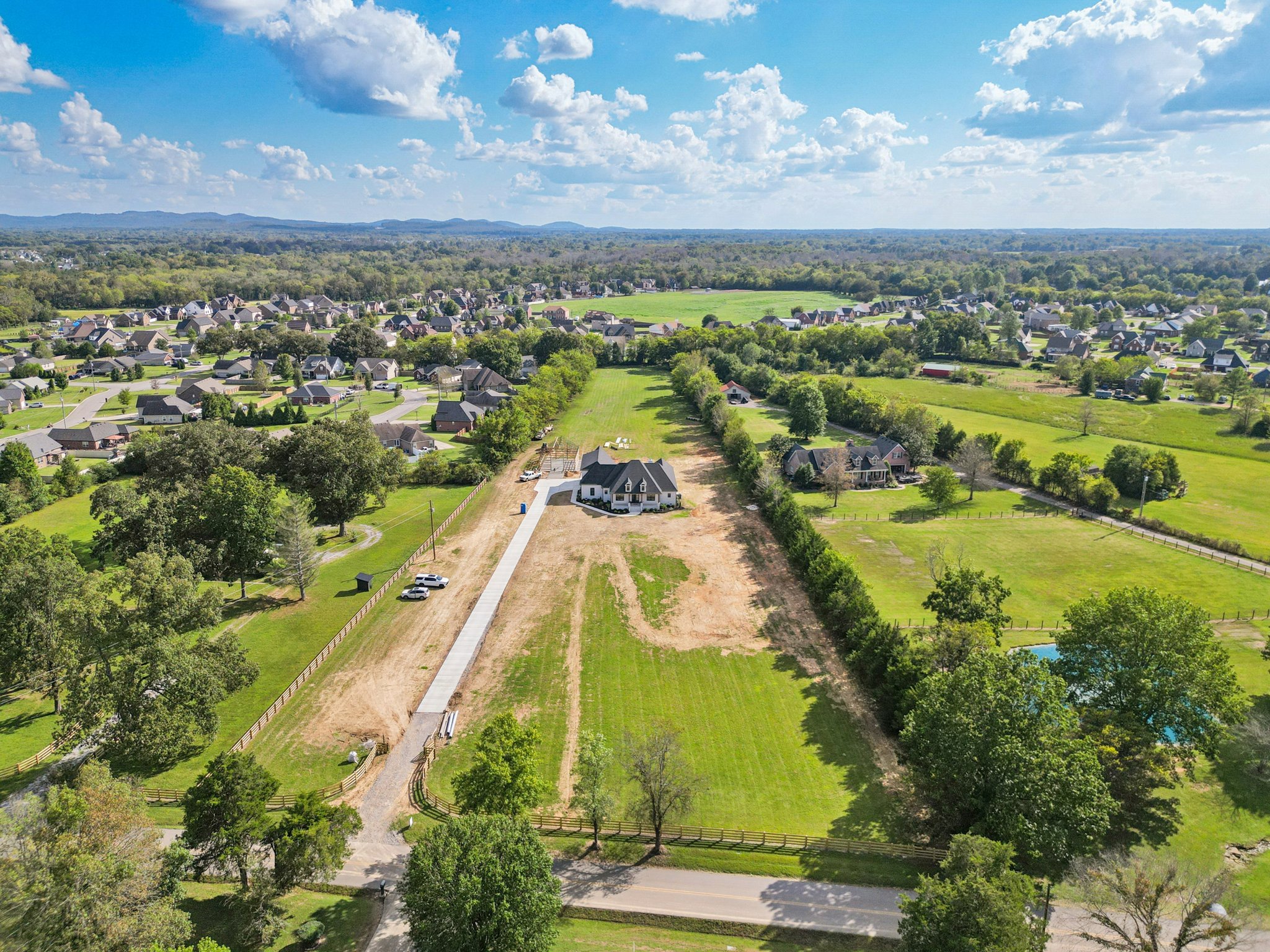 Crescent Ln-S3009-066.jpg