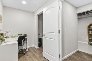 Bedroom/Office