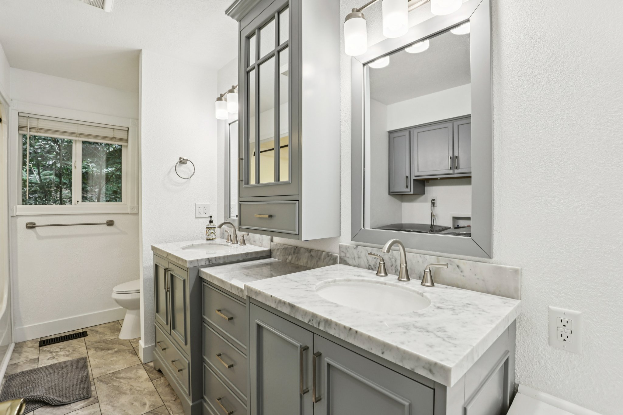 SE Aldercrest Rd-S2310-054.jpg