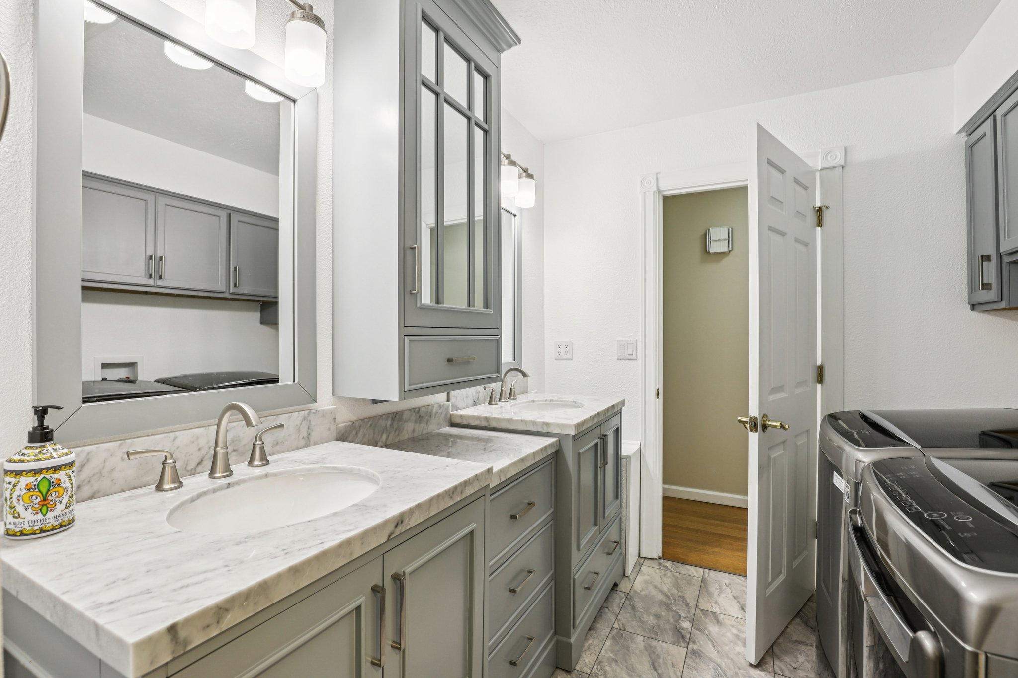 SE Aldercrest Rd-S2310-057.jpg