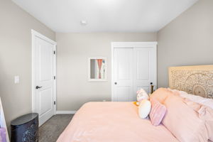 Flight Ave NE33
