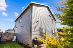 Flight Ave NE37