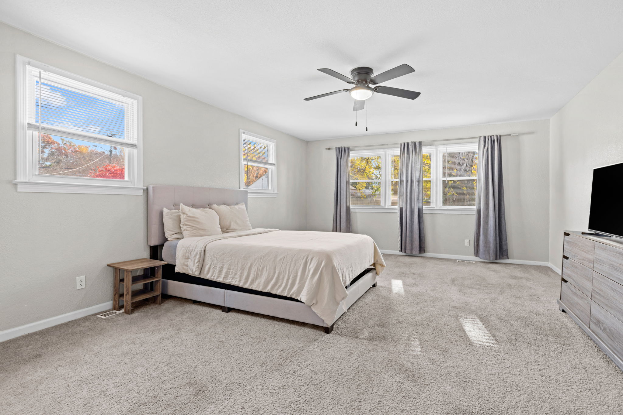 4883 Kennebeck Ave, Norfolk, VA 23513 Coastal Exposures