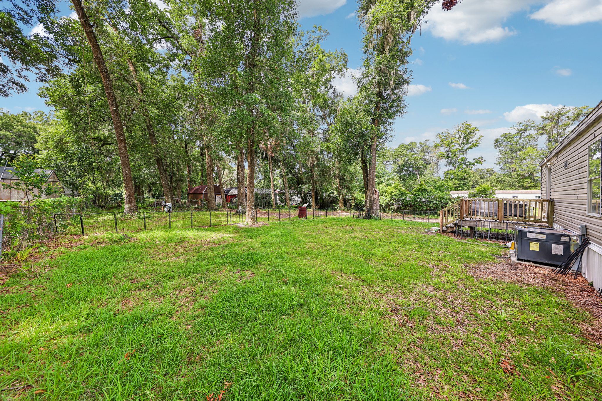 SE 146th Ln-S1906-029.jpg