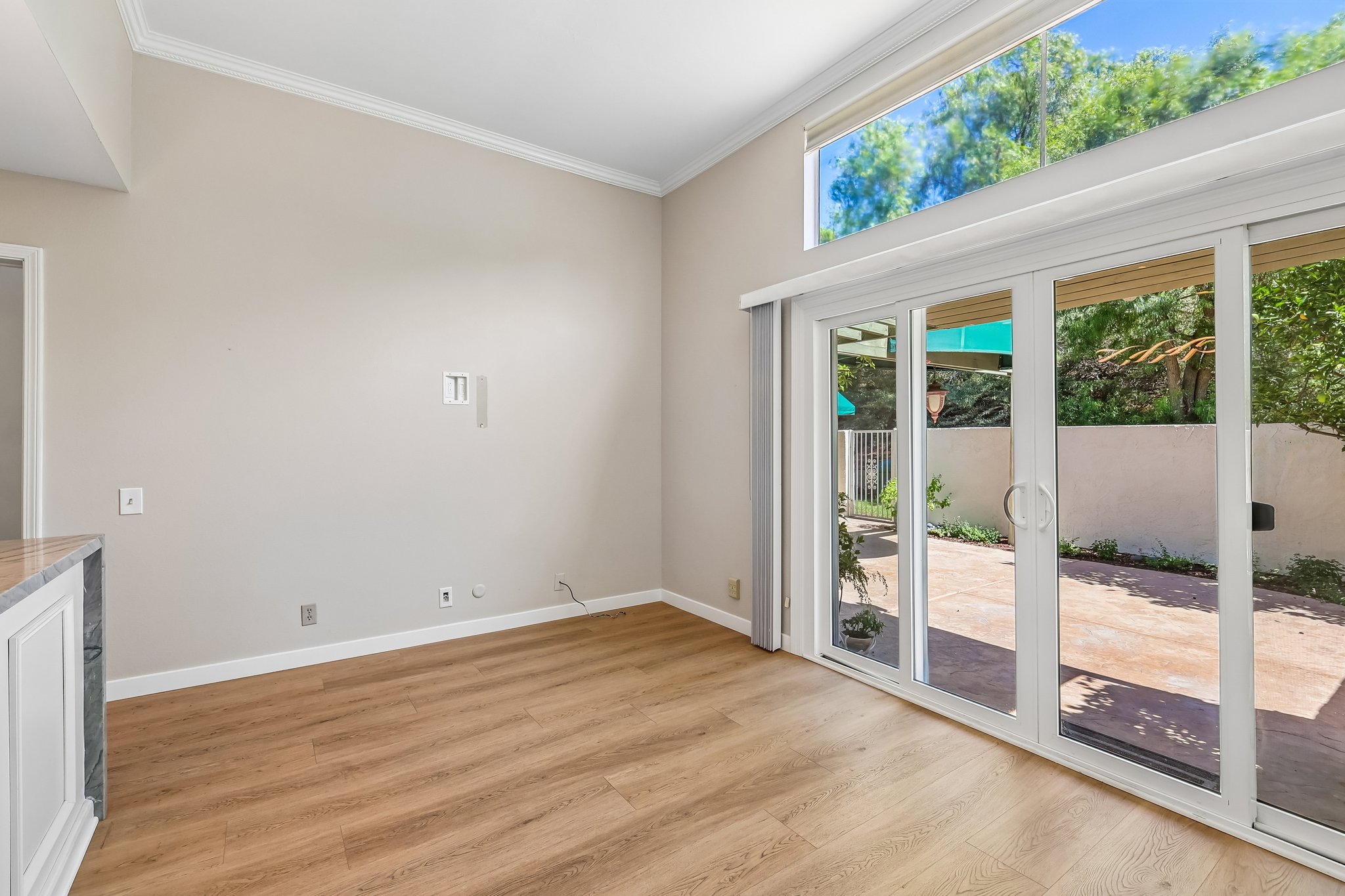 - 4885 Tinasa Way-S3009-021.jpg