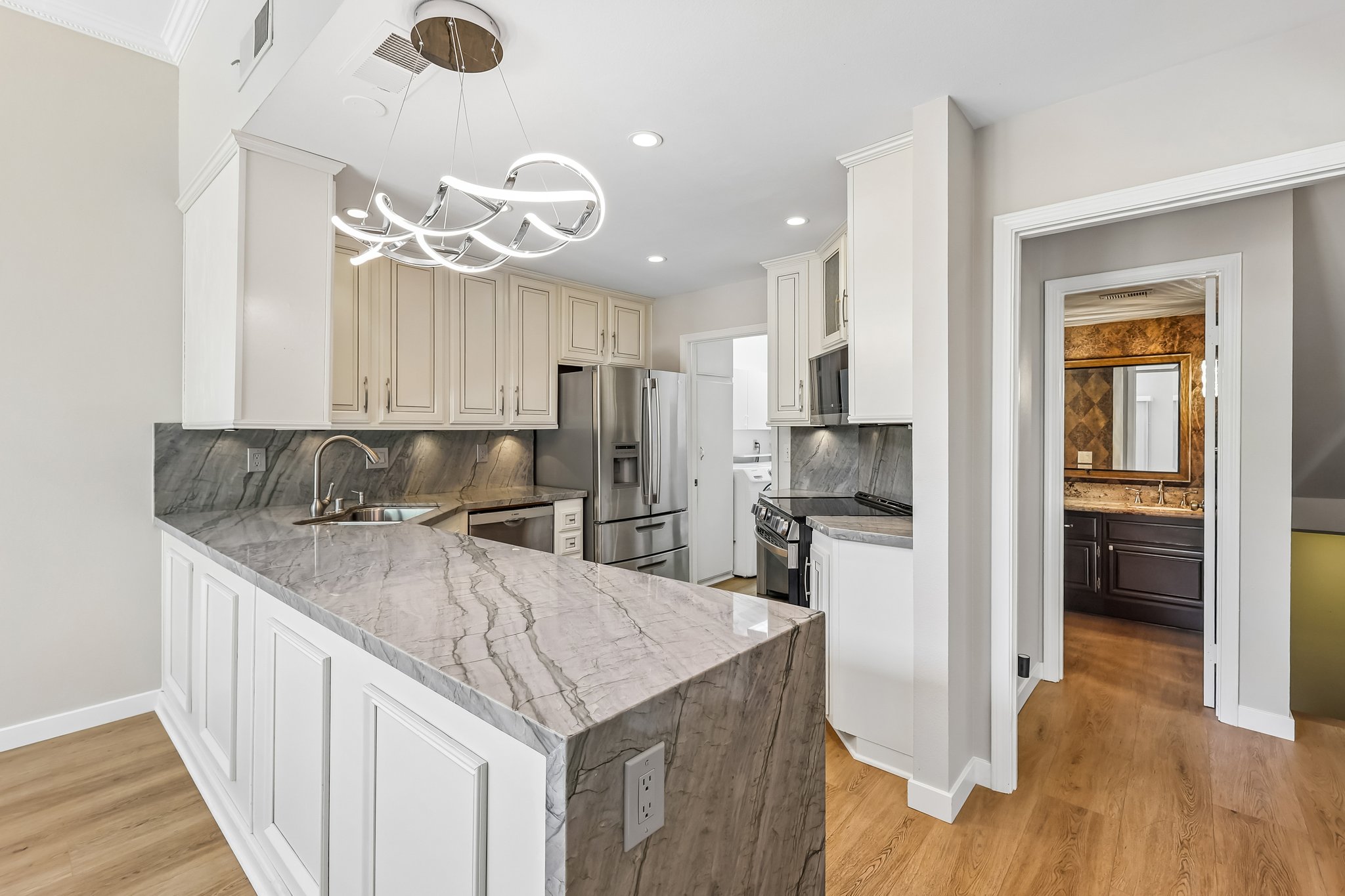 - 4885 Tinasa Way-S3009-024.jpg
