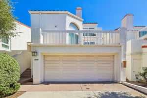 - 4885 Tinasa Way-S3009-001.jpg