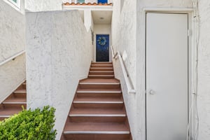 - 4885 Tinasa Way-S3009-002.jpg