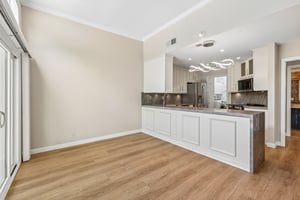- 4885 Tinasa Way-S3009-022.jpg