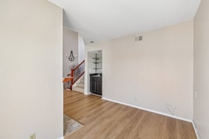 - 4885 Tinasa Way-S3009-028.jpg