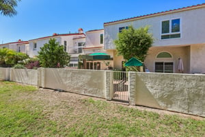 - 4885 Tinasa Way-S3009-049.jpg