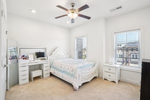 Wil Ray Ln-S1403-018.jpg