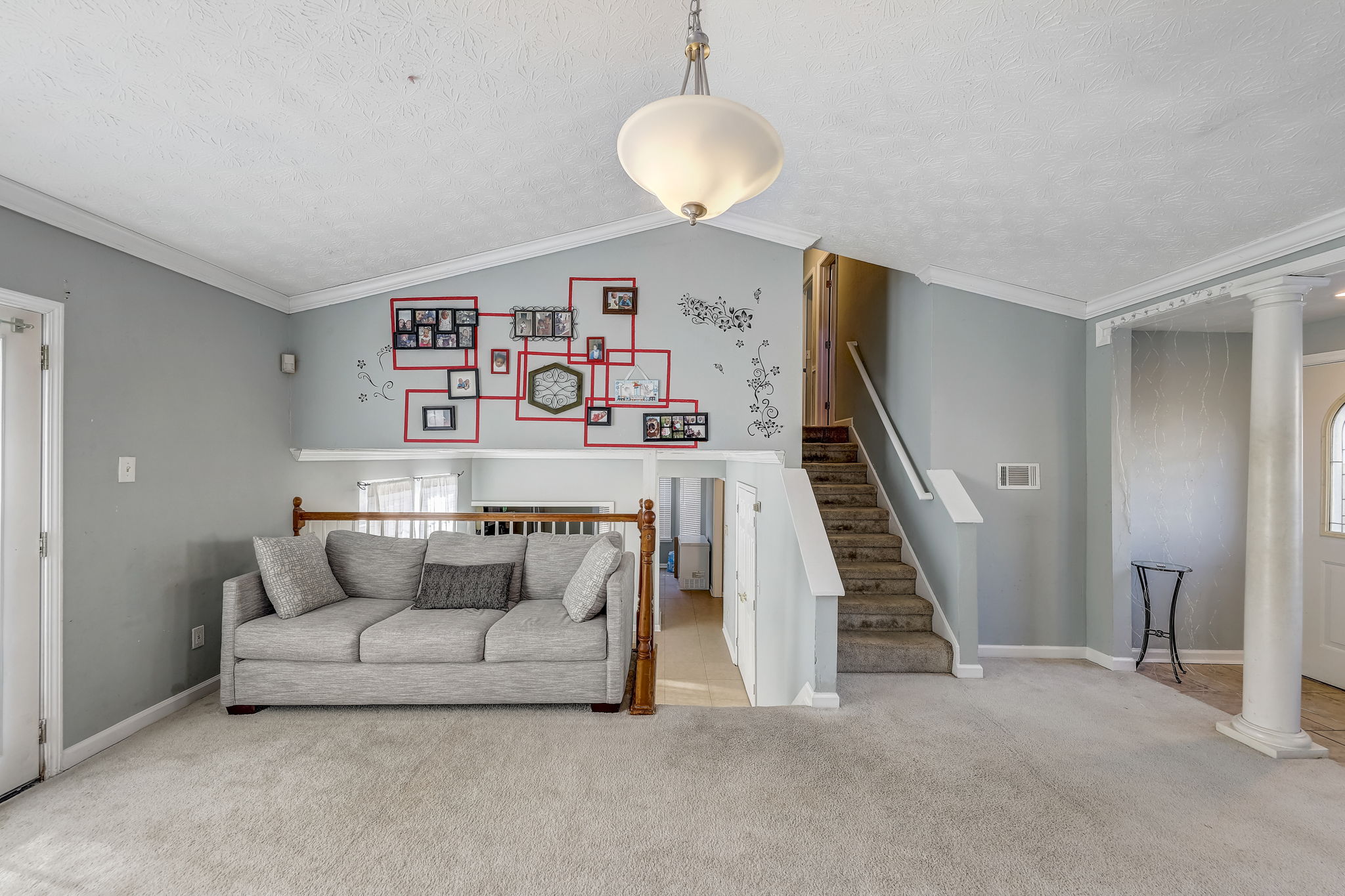 Windsor Downs Dr-007