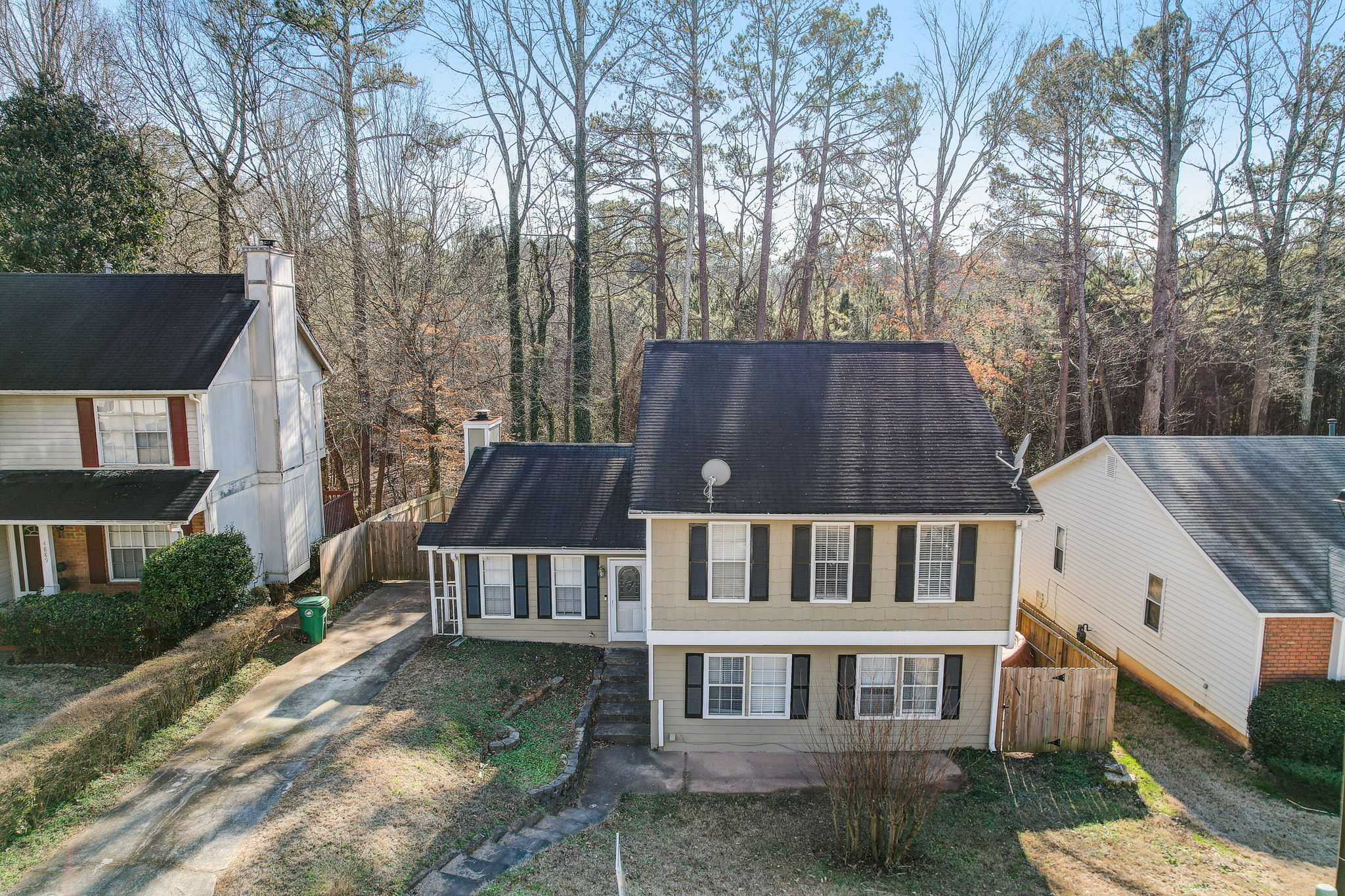 Windsor Downs Dr-038