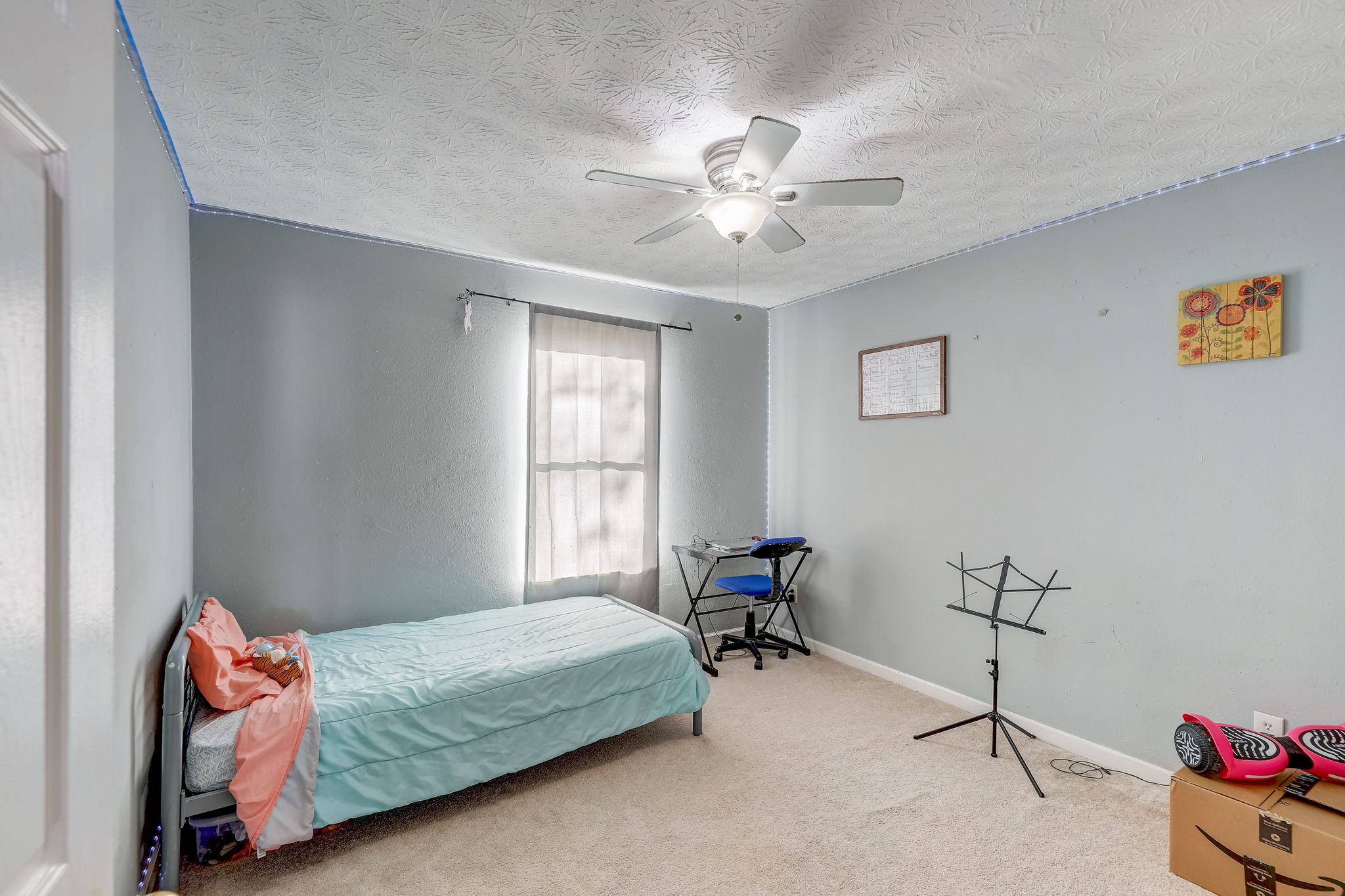 Windsor Downs Dr-021