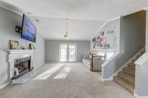 Windsor Downs Dr-004