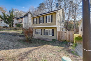 Windsor Downs Dr-001