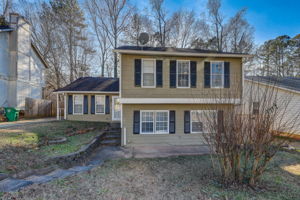 Windsor Downs Dr-002