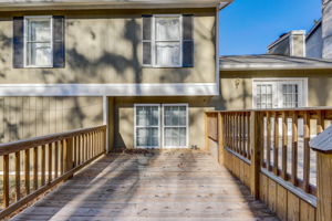 Windsor Downs Dr-031