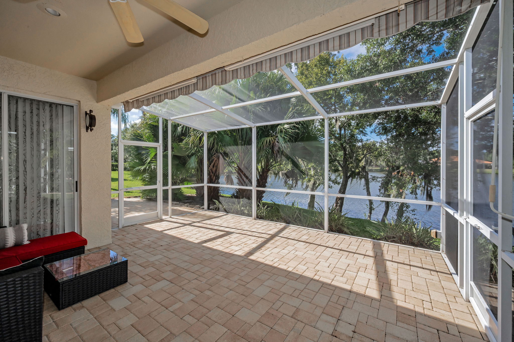 Lanai2