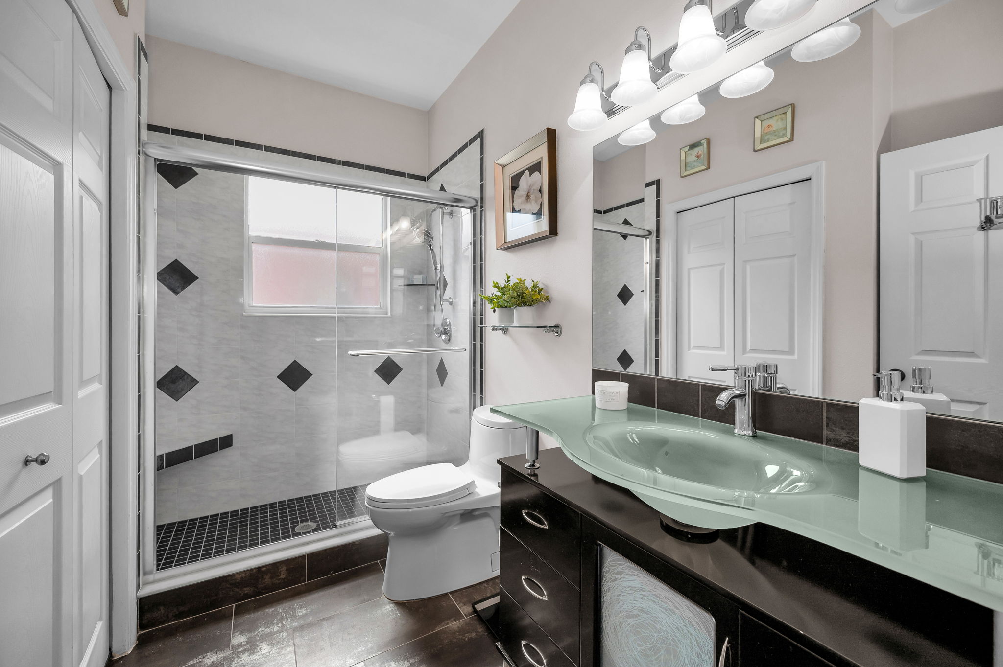 Bathroom2