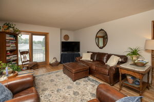 06-Living Room