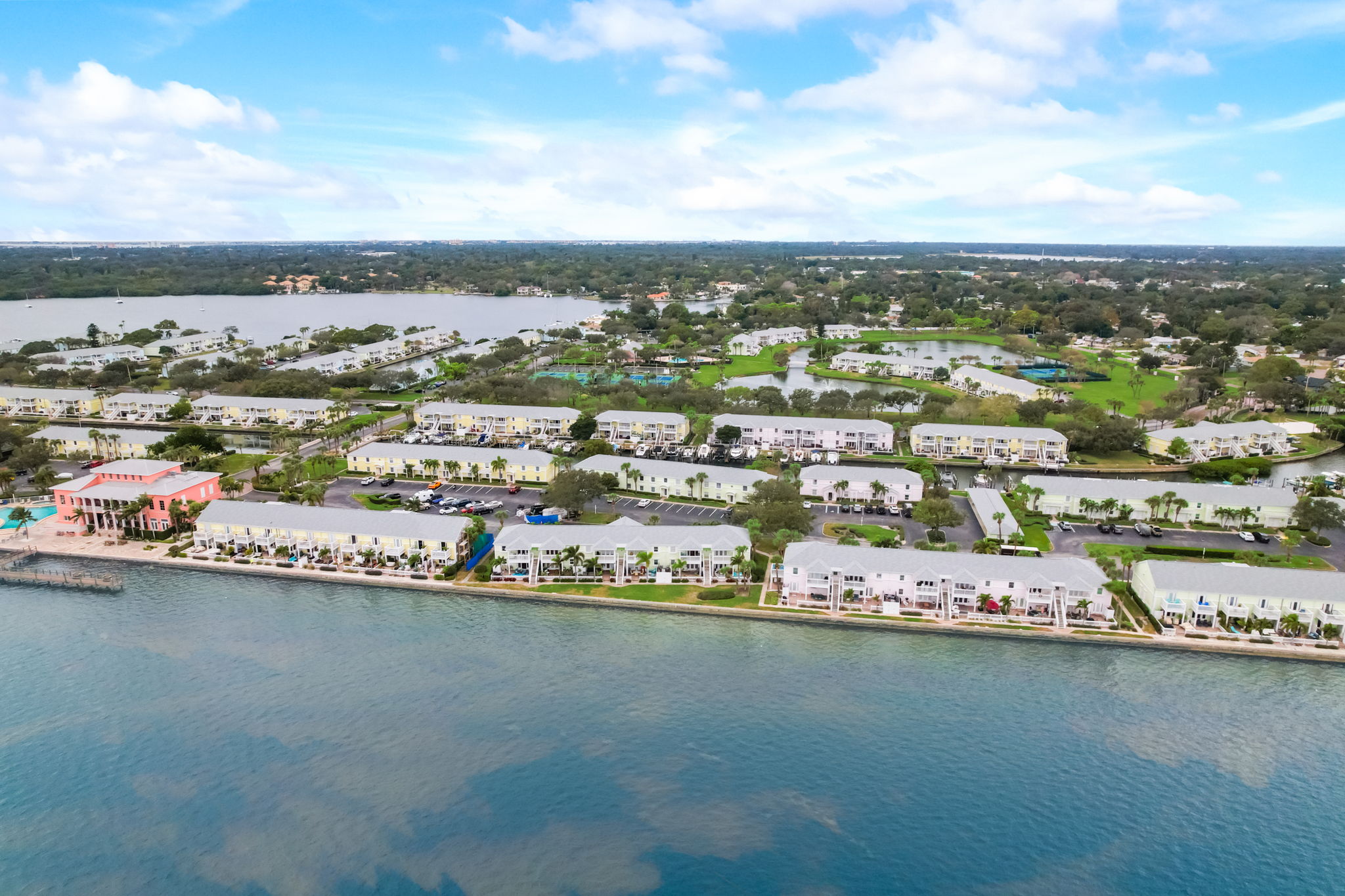 Coquina Key Dr SE APT C -054