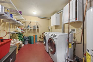  Photo 35