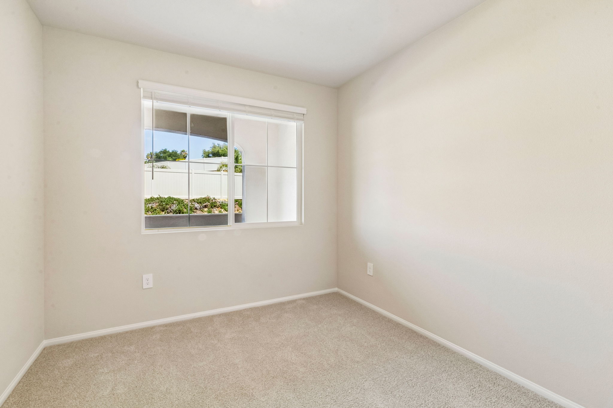 SoCal - Pacifica - 4893 Merida Way Oceanside CA 92057 - 012