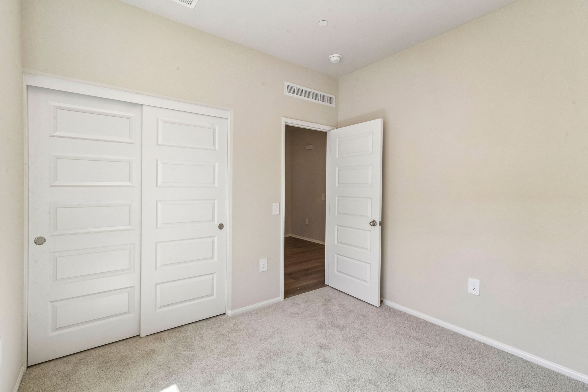 SoCal - Pacifica - 4893 Merida Way Oceanside CA 92057 - 020