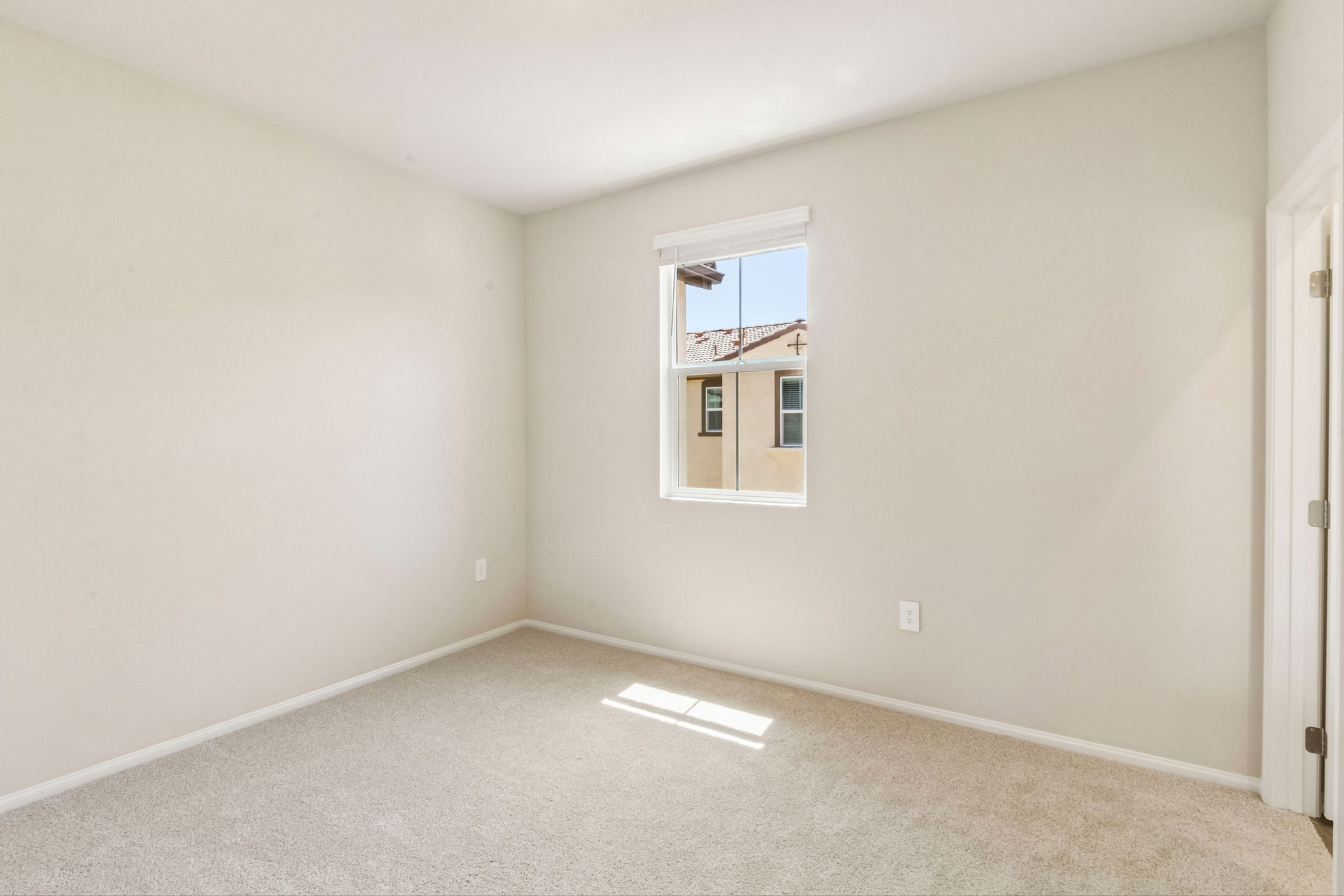 SoCal - Pacifica - 4893 Merida Way Oceanside CA 92057 - 022