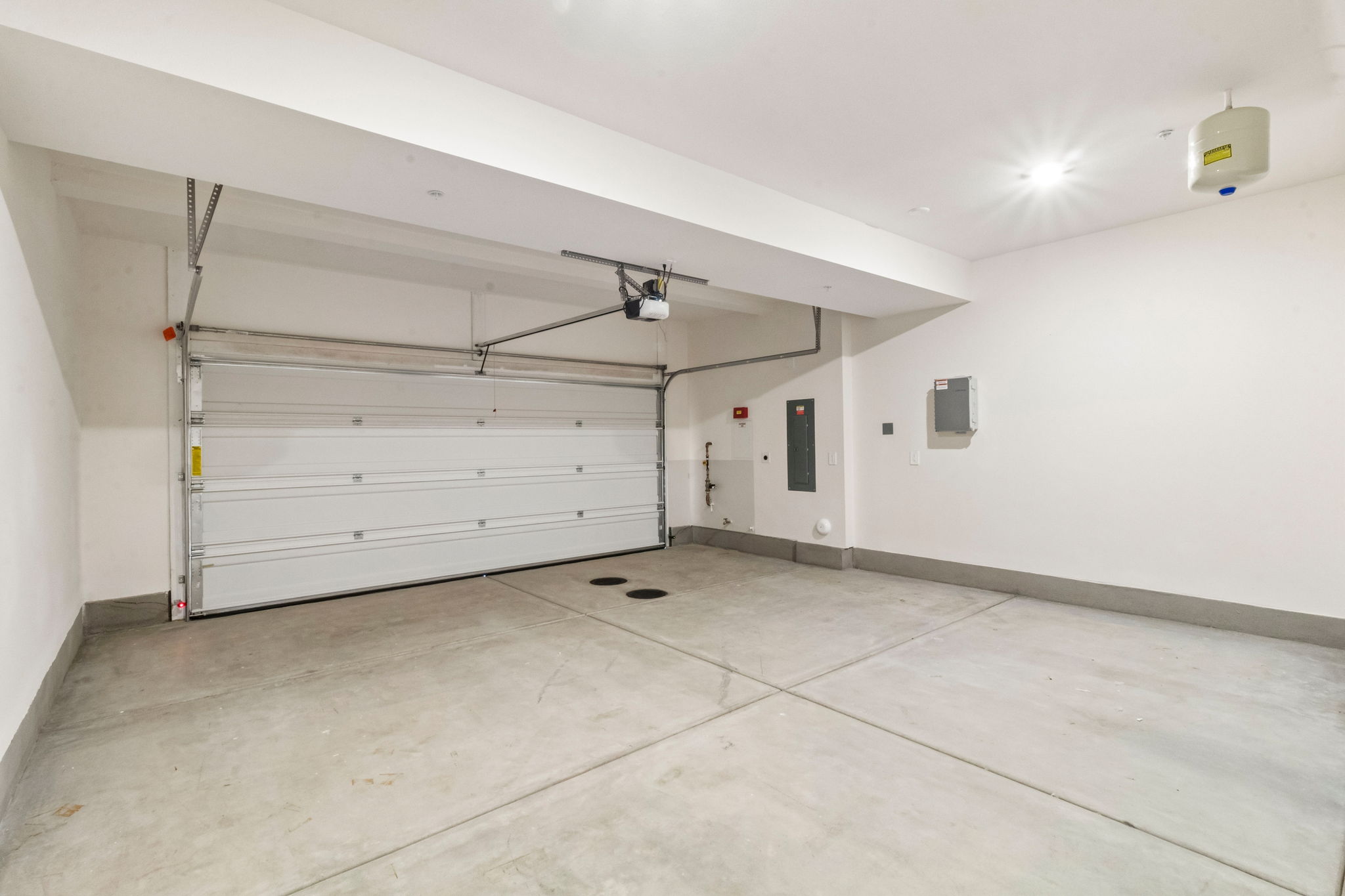 SoCal - Pacifica - 4893 Merida Way Oceanside CA 92057 - 032