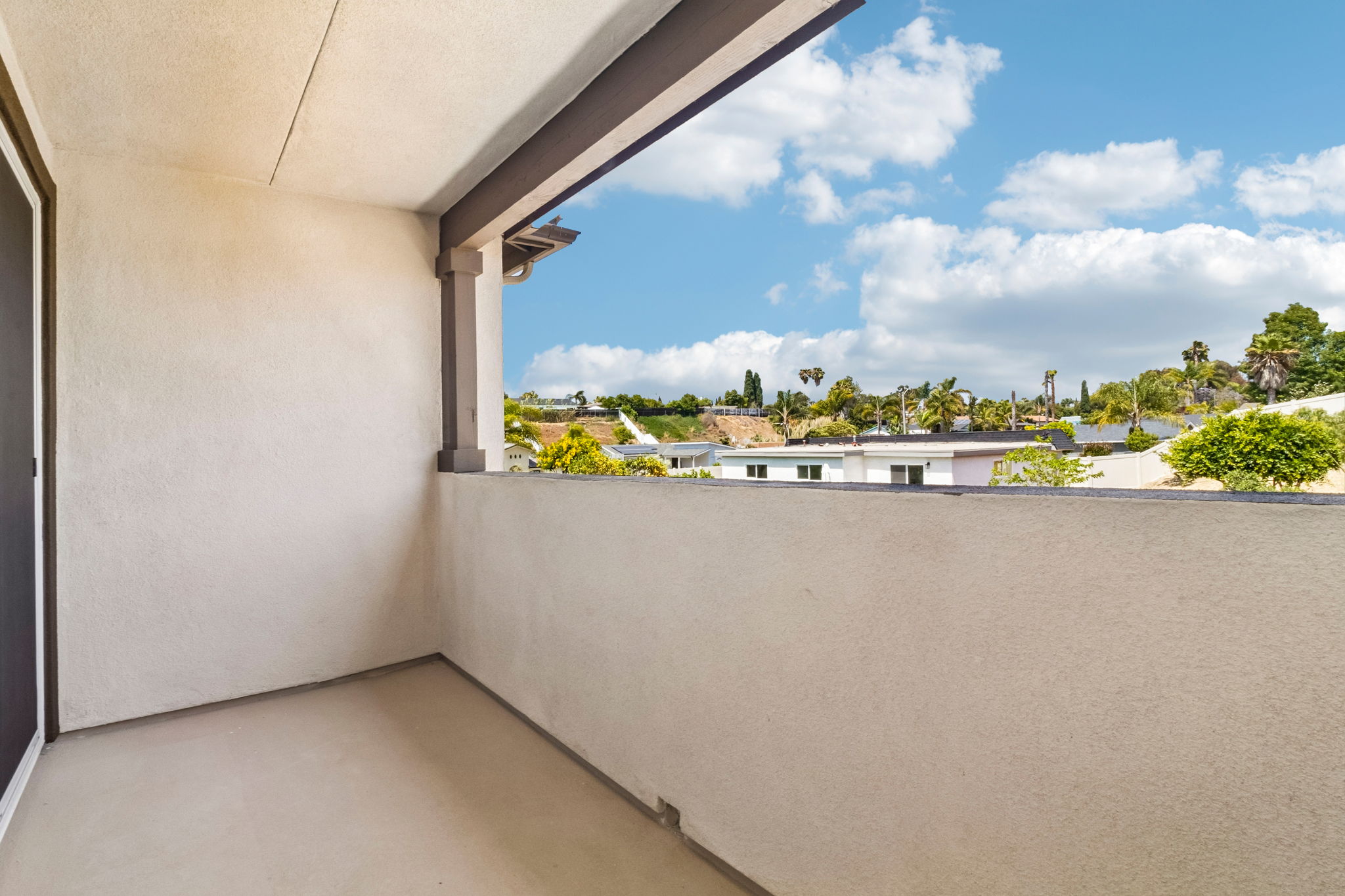 SoCal - Pacifica - 4893 Merida Way Oceanside CA 92057 - 033