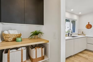 Laundry/Kitchen