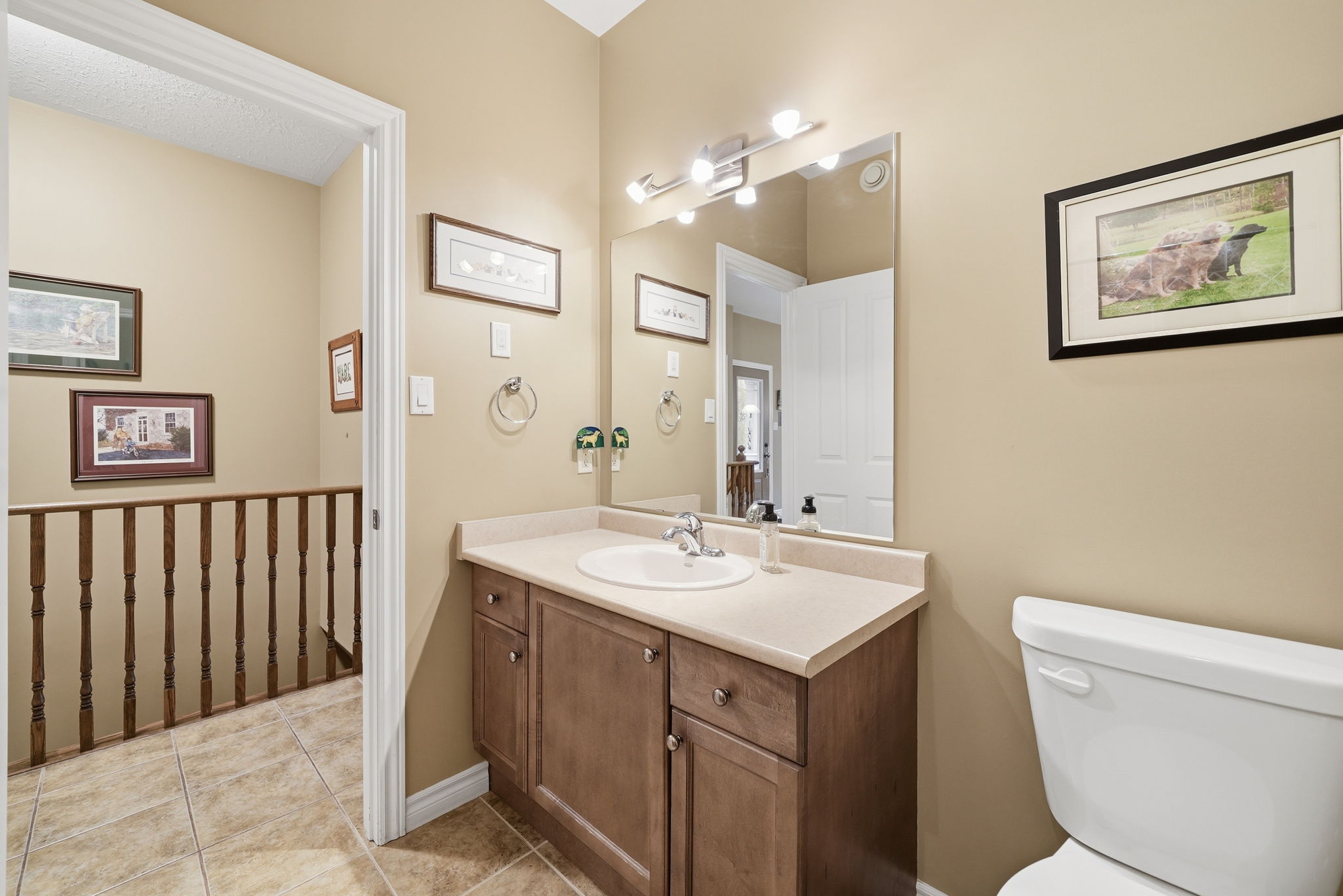  Photo 76