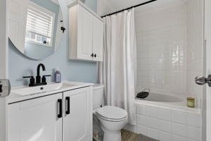  Photo 41