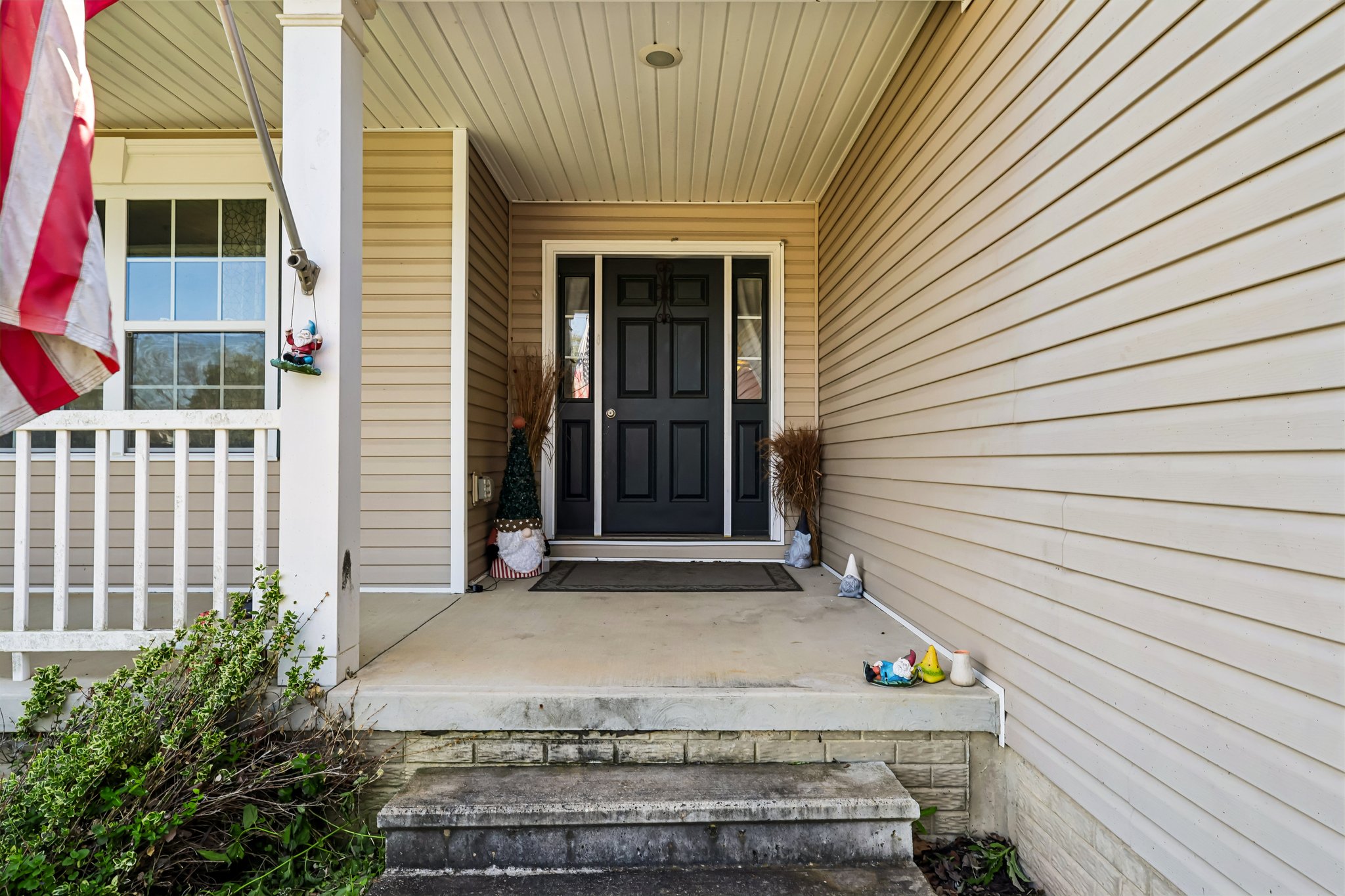 Central Ave-S2204-006.jpg