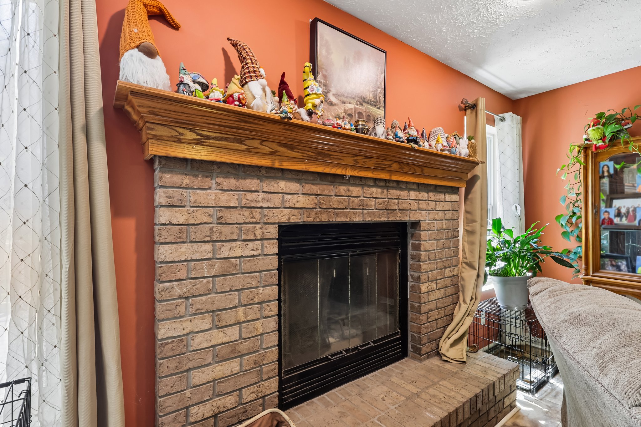 Central Ave-S2204-010.jpg