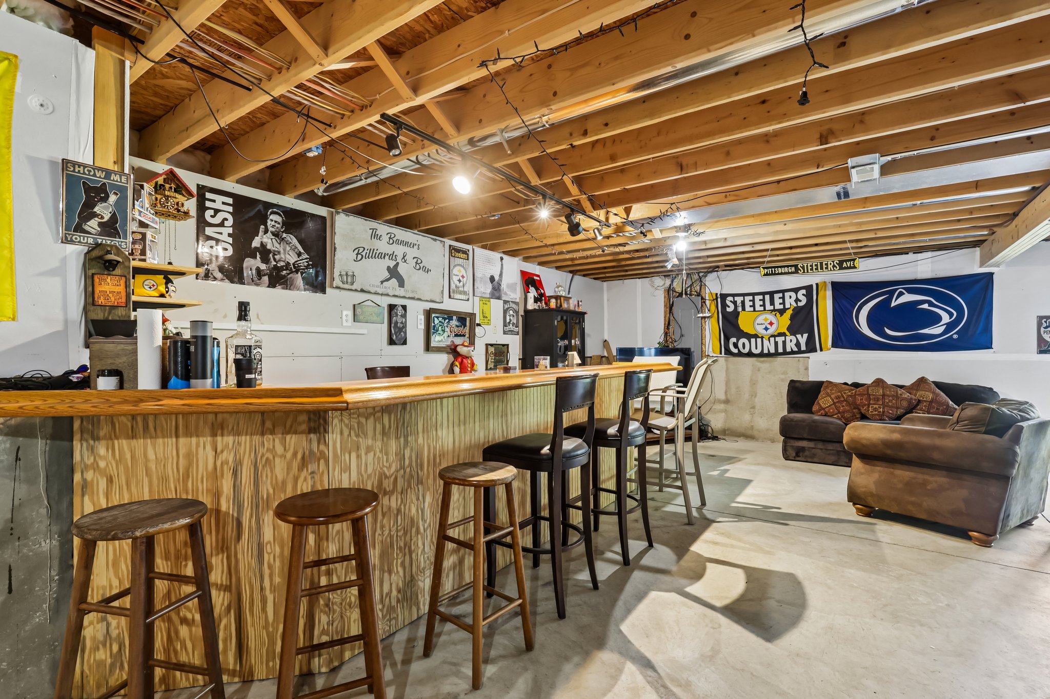 Central Ave-S2204-030.jpg