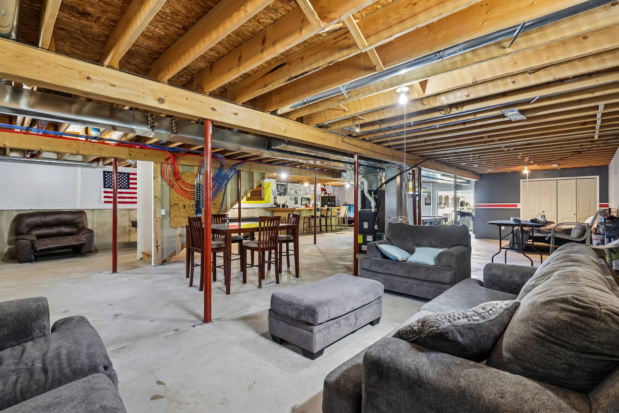 Central Ave-S2204-032.jpg