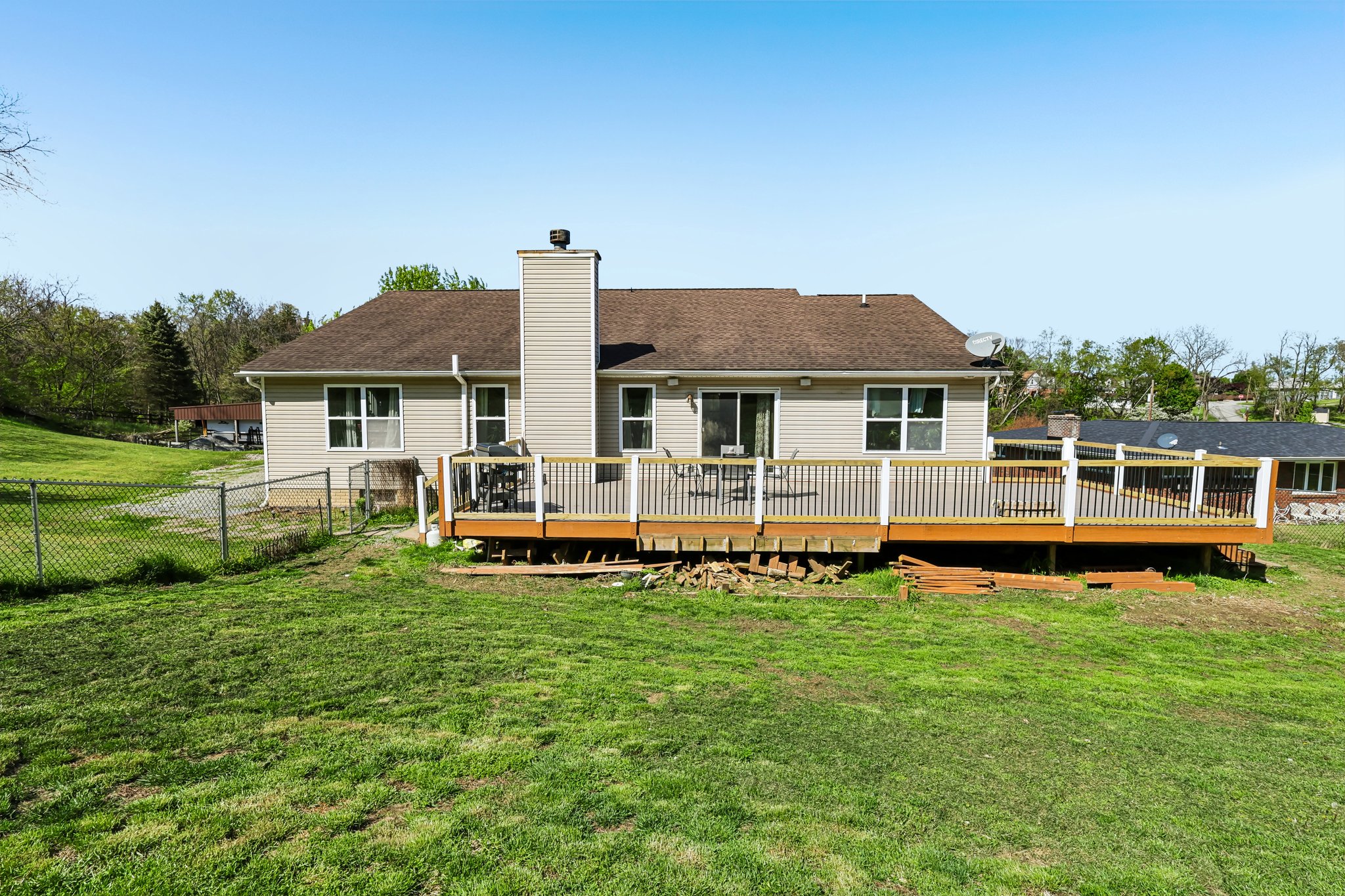 Central Ave-S2204-046.jpg