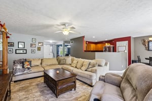 Central Ave-S2204-009.jpg