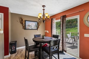 Central Ave-S2204-017.jpg