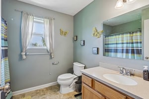 Central Ave-S2204-035.jpg