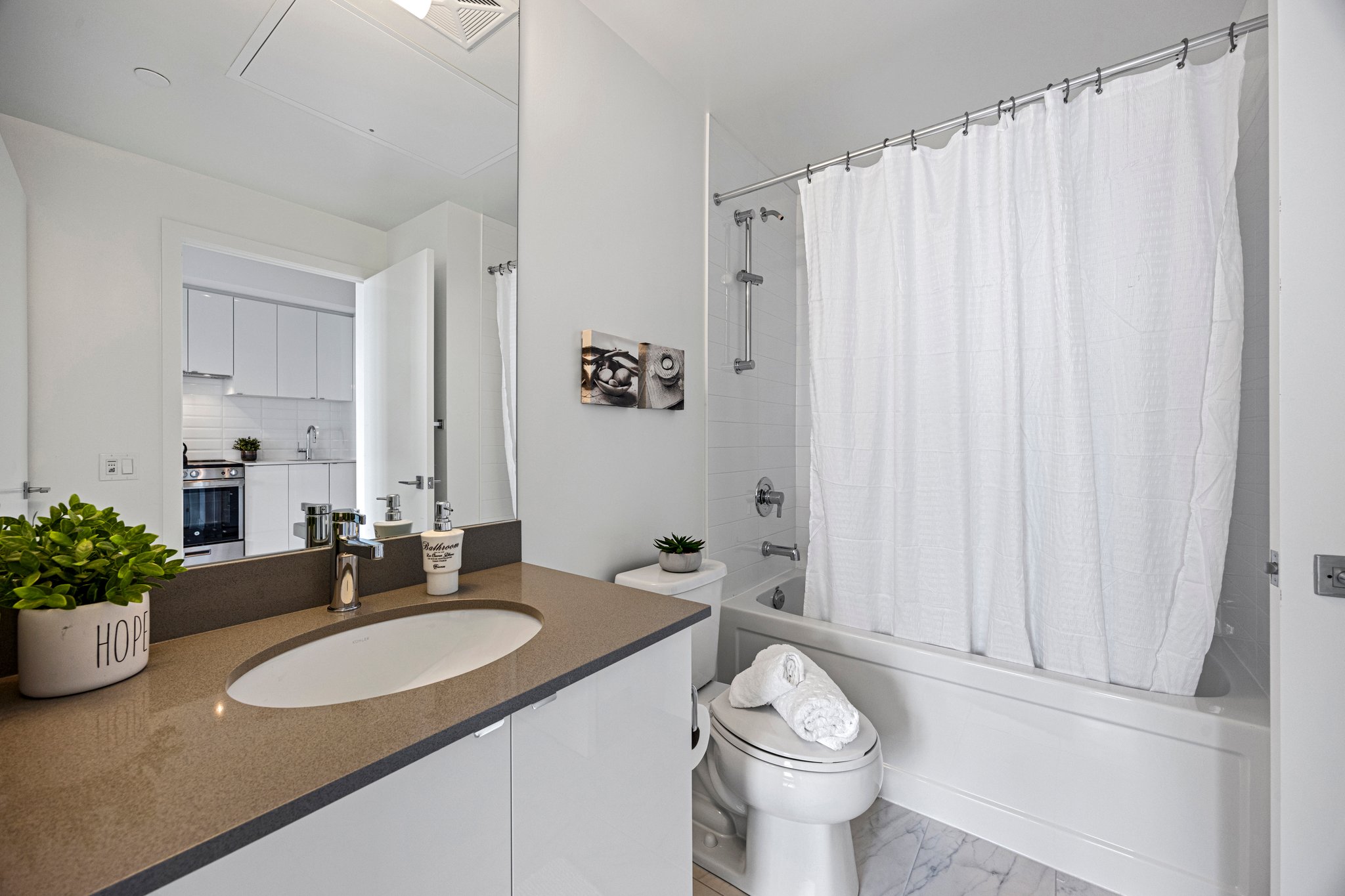Toronto property showcase — delivered property photograph 15